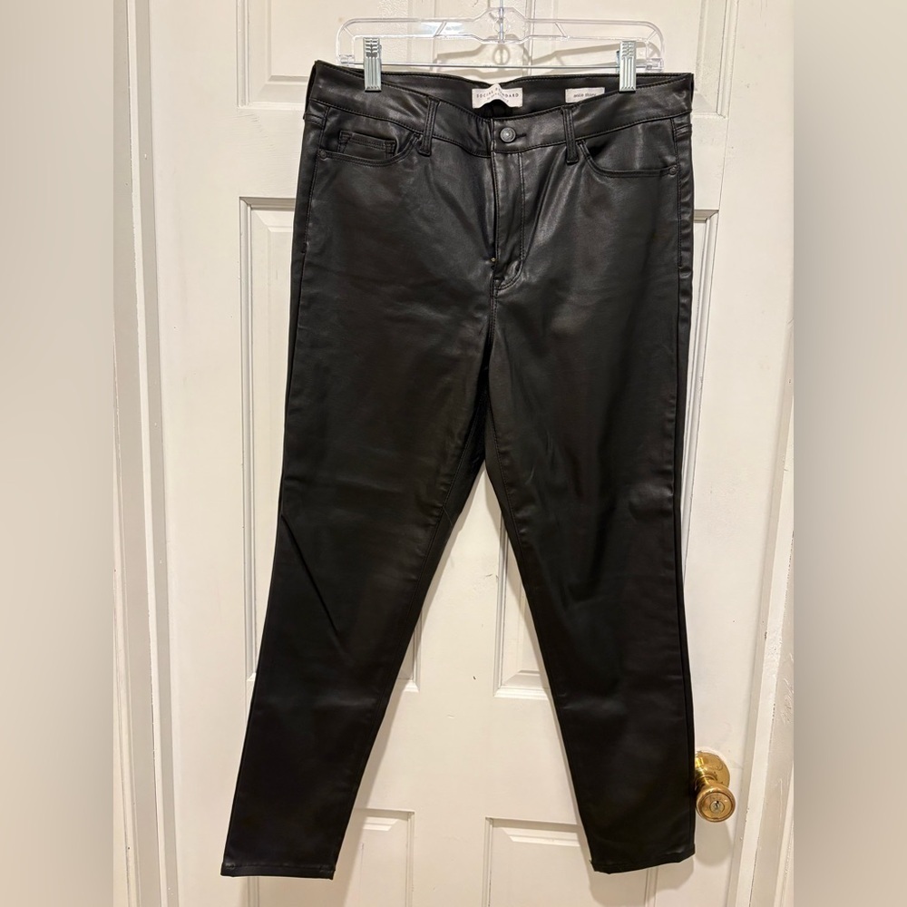 Soft Surroundings 5 Pocket Faux Leather Pants Women's